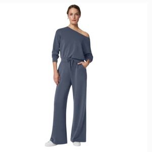 SPANX Air Essentials Off-Shoulder Jumpsuit M/Petite